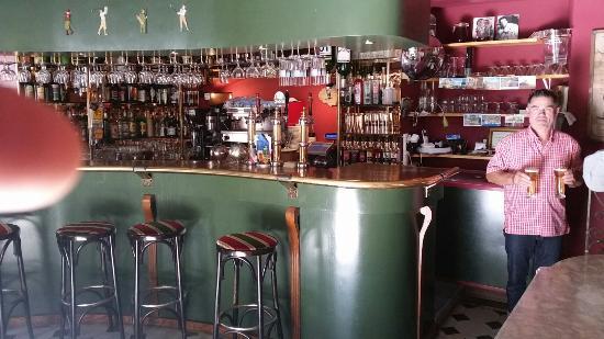 Le Grand Café