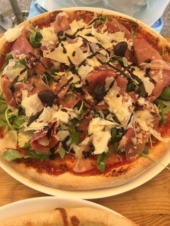 Luis Pizza