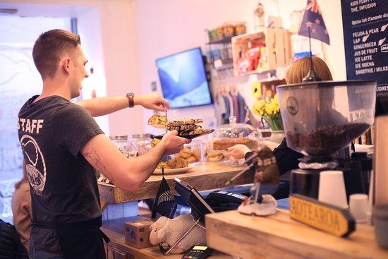 Kai-Iwi Café