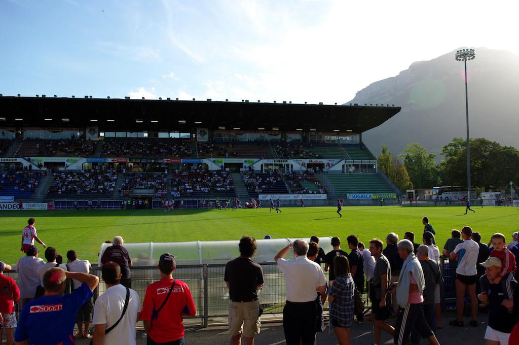 stade Lesdiguières
