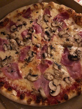 Pizza Peppone