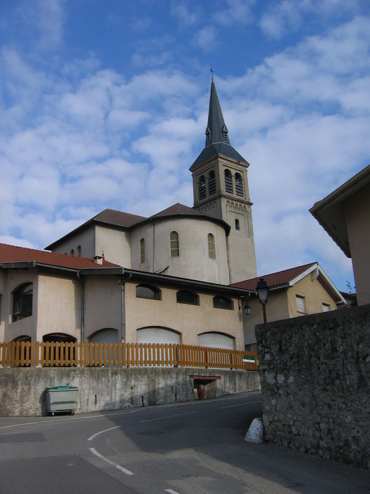 église Saint-Pierre de Risset
